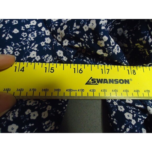 Arizona Jean Co Romper Women's Size XS Navy Blue White Floral Print - Picture 6 of 11